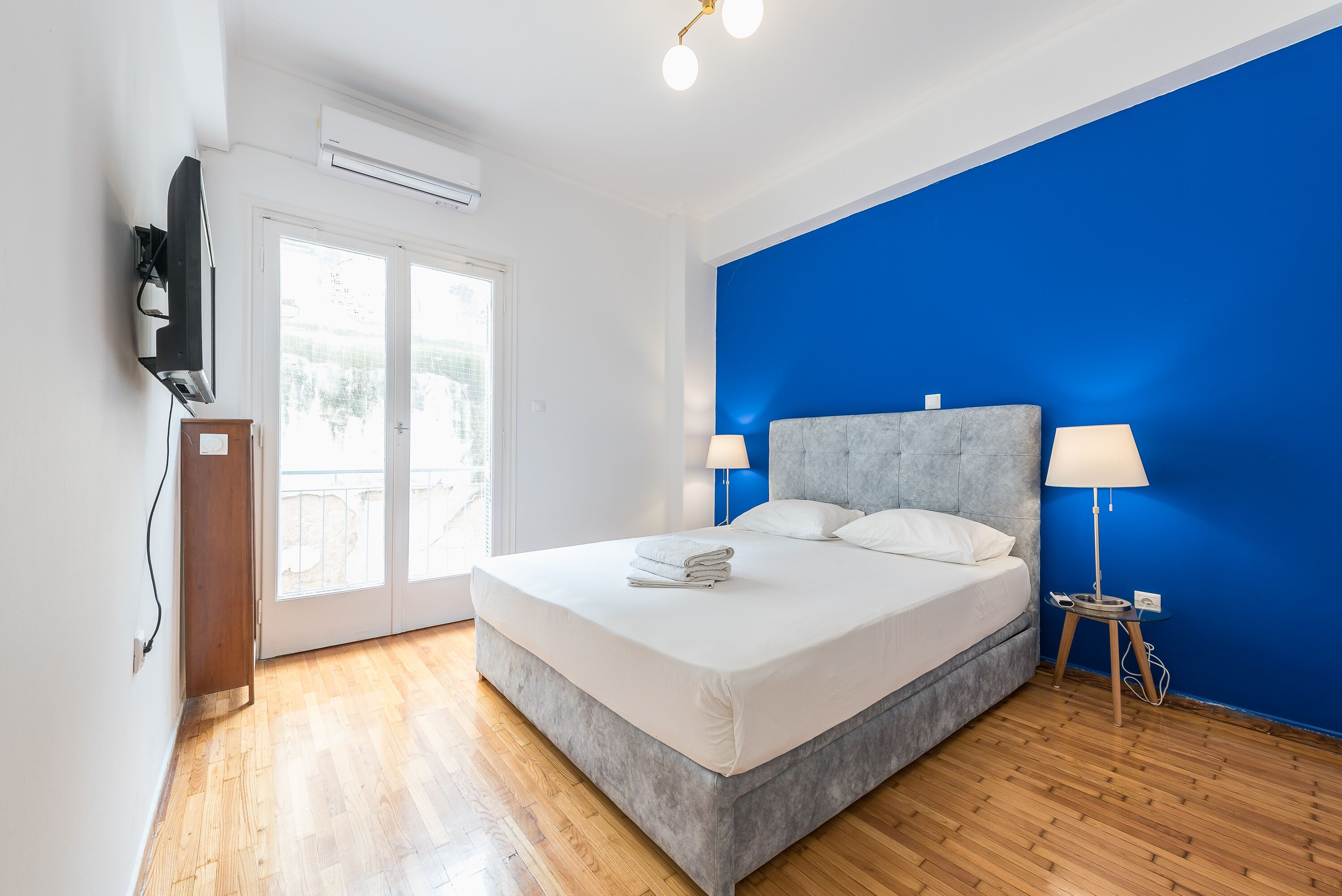 Apartment, 4 Bedrooms | 4 bedrooms, iron/ironing board, WiFi (free)