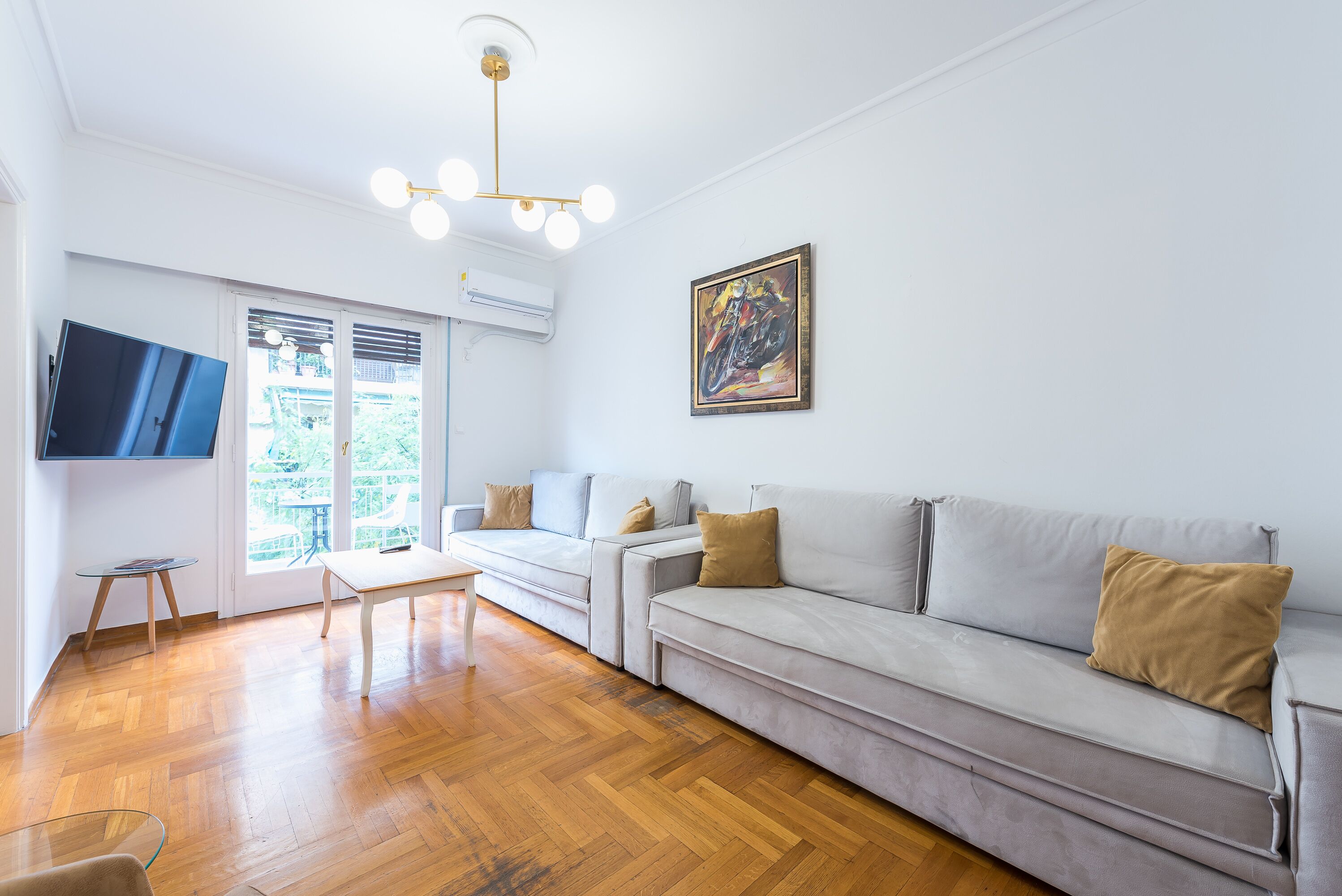 Apartment, 4 Bedrooms | Living room | Flat-screen TV