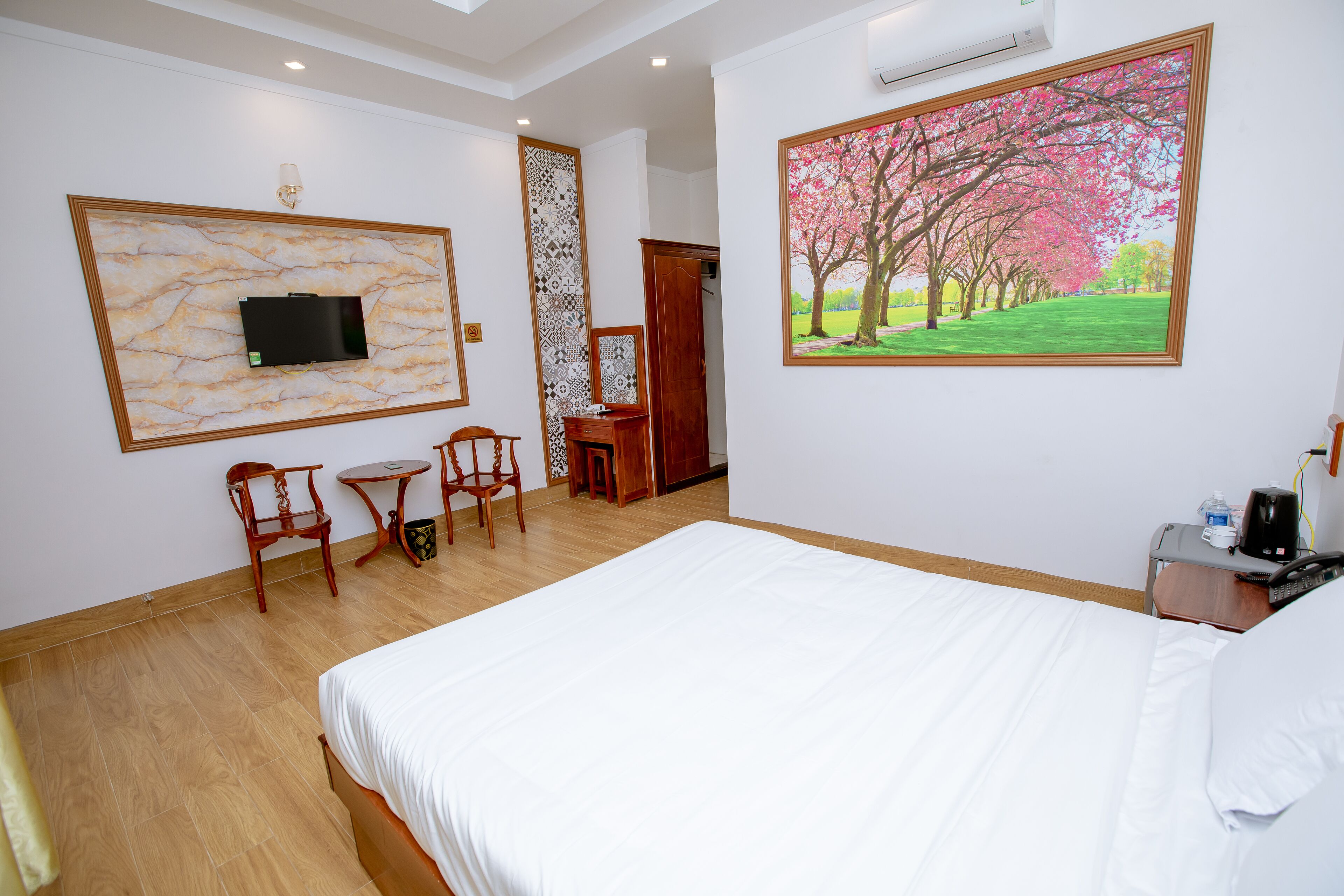 Kamar Double | Minibar, meja kerja, ruang kerja ramah laptop, dan Wi-Fi gratis