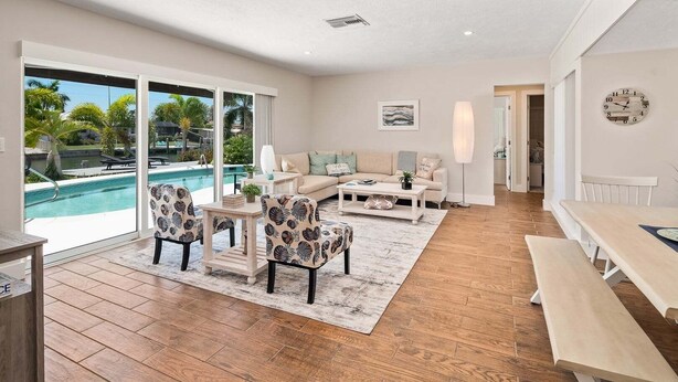 Unclassified image, 1 of 25, button - Waterfront 2BR/2.5BA Marco Island home with pool and waterfront views (Marco Island)