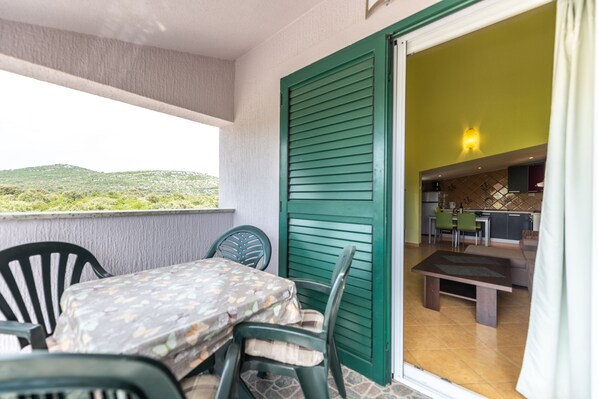 Apartment (Standard One Bedroom Apartment-A3) | Balcony