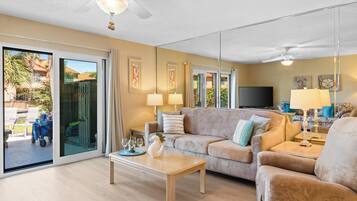 Condo, 2 Bedrooms, Pool Access (219) | Living area | 32-inch flat-screen TV with cable channels, TV