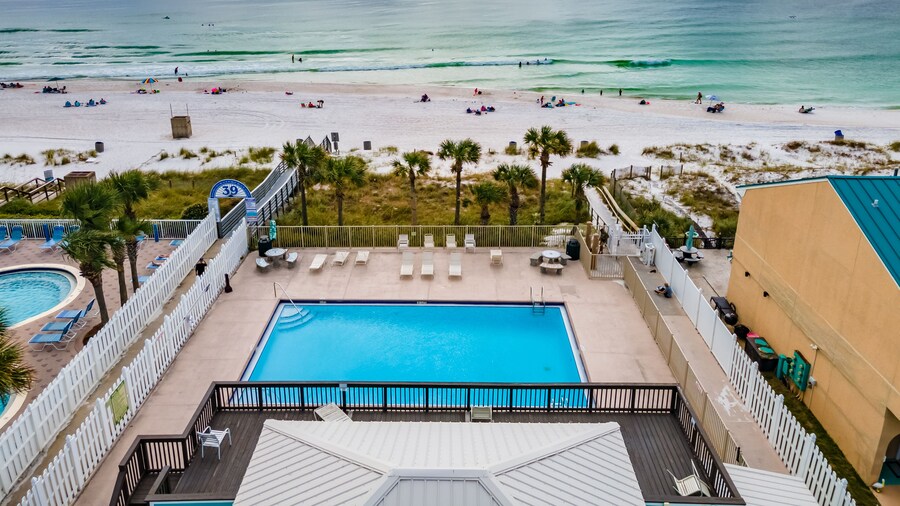 Gulf Highlands by Book That Condo