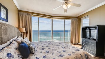 Condo, 2 Bedrooms, Balcony, Ocean View (803)