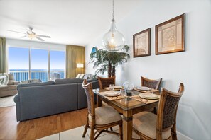 Condo, 1 habitación, balcón, vista al océano (1504) | Servicio a la habitación