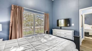 Condo, 2 Bedrooms, Balcony, Ocean View (124) | Hochwertige Bettwaren, individuell dekoriert, individuell eingerichtet