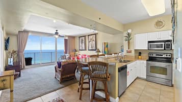 Condo, 1 Bedroom, Balcony, Ocean View (2211) | Private kitchen | Full-size fridge, microwave, coffee/tea maker, dining tables