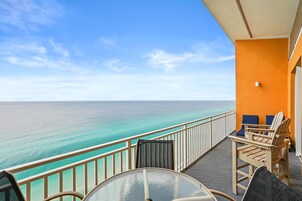 Condo, 2 Bedrooms, Balcony, Ocean View (2102 W) | Balcony
