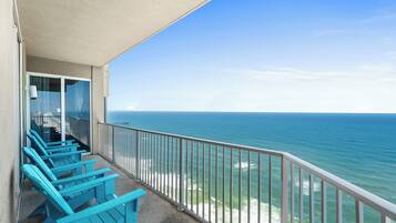 Penthouse, 4 Bedrooms, Balcony, Ocean View (2801) | Balcony