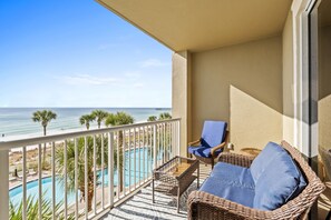 Condo, 2 Bedrooms (406 Tower I) | Balcony