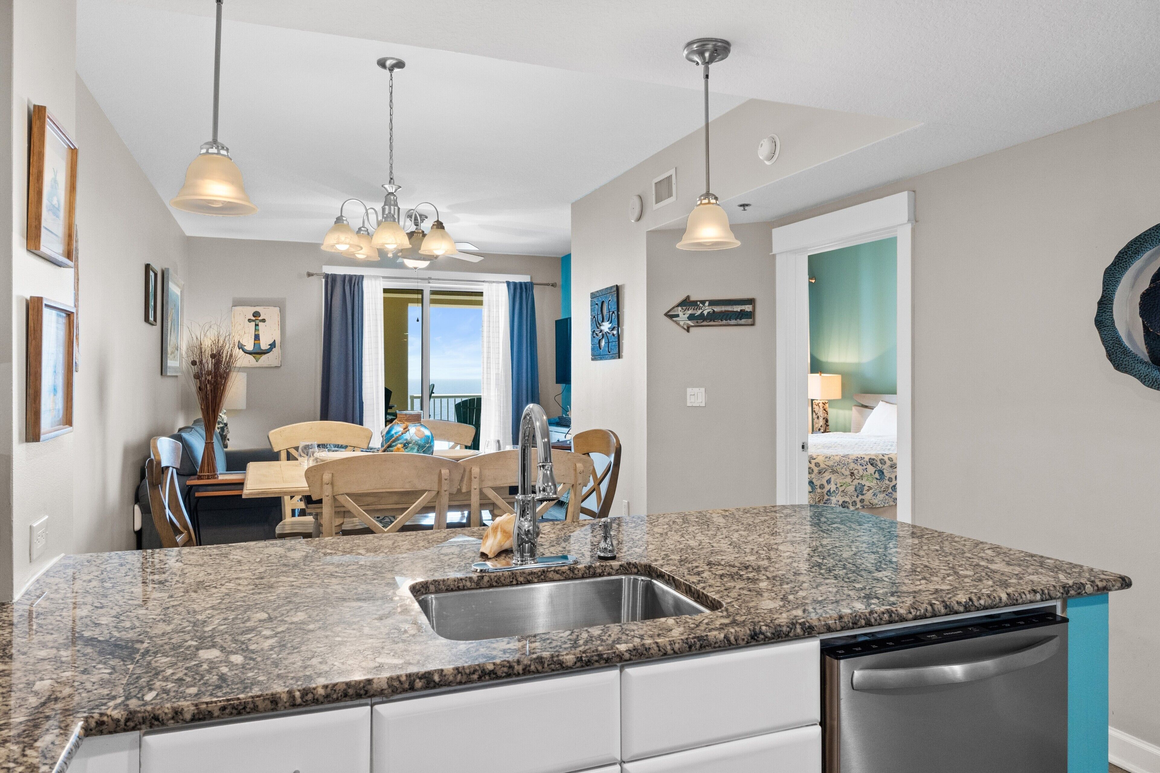 Condo, 2 Bedrooms (1707) | Private kitchen | Full-size fridge, microwave, oven, stovetop