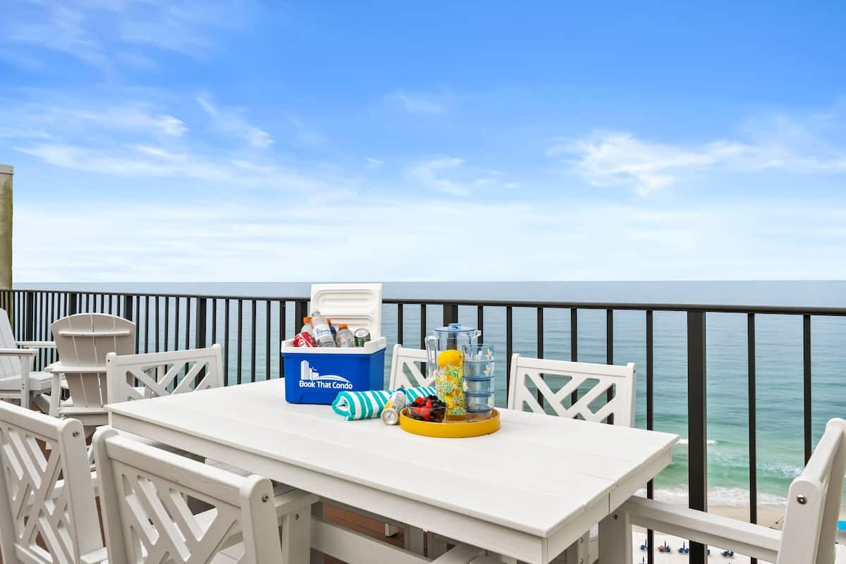 Deluxe Penthouse, Balcony, Ocean View | Terrace/patio