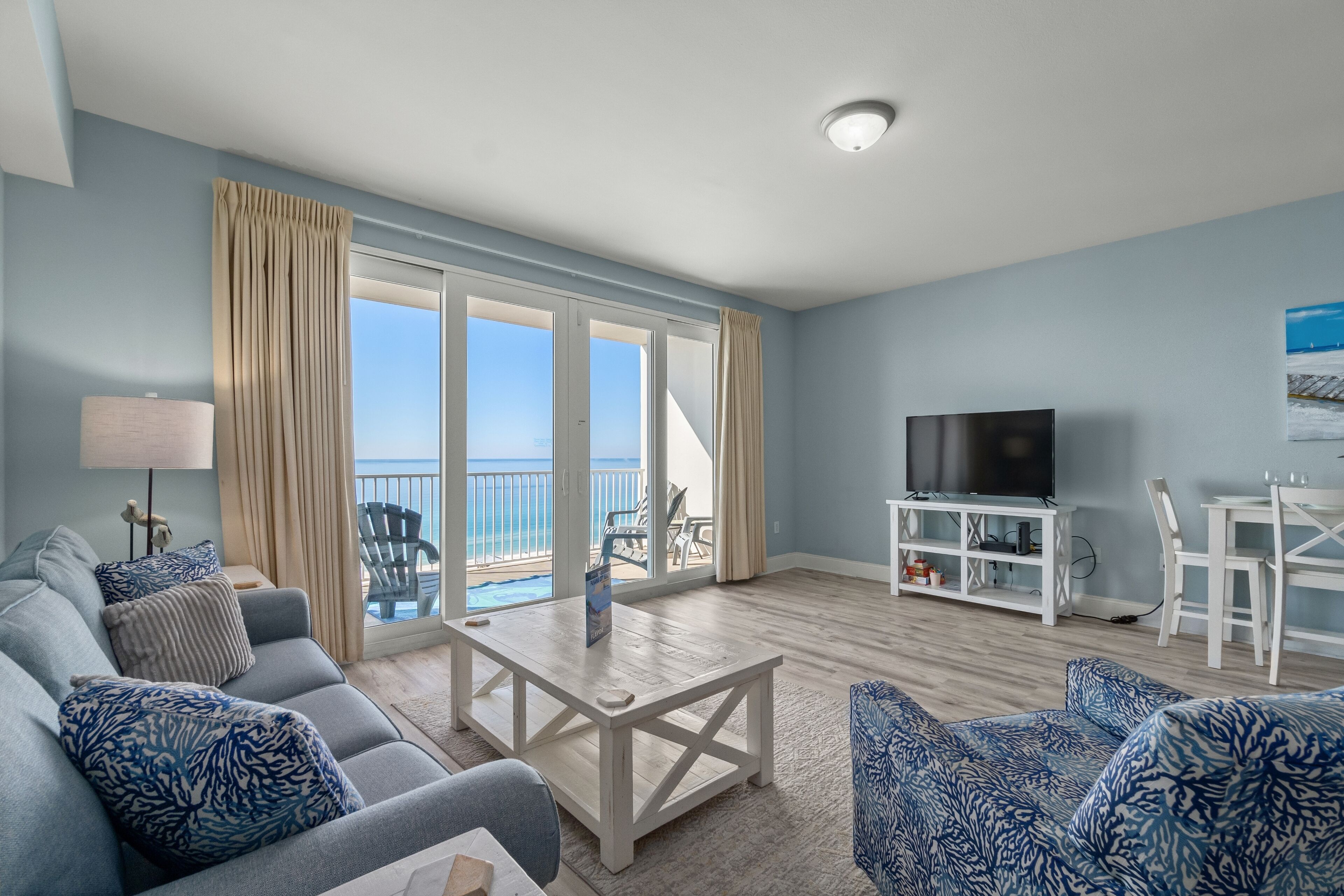 Condo, 1 Bedroom, Balcony, Ocean View (1518) | Living area | 32-inch flat-screen TV with cable channels, TV