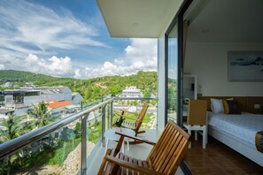 Deluxe Twin Room | Balcony view - Luxy Park Hotel Phu Quoc Romantic Sunset (Phu Quoc)