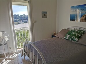 1 sovrum och strykjärn/strykbräda
