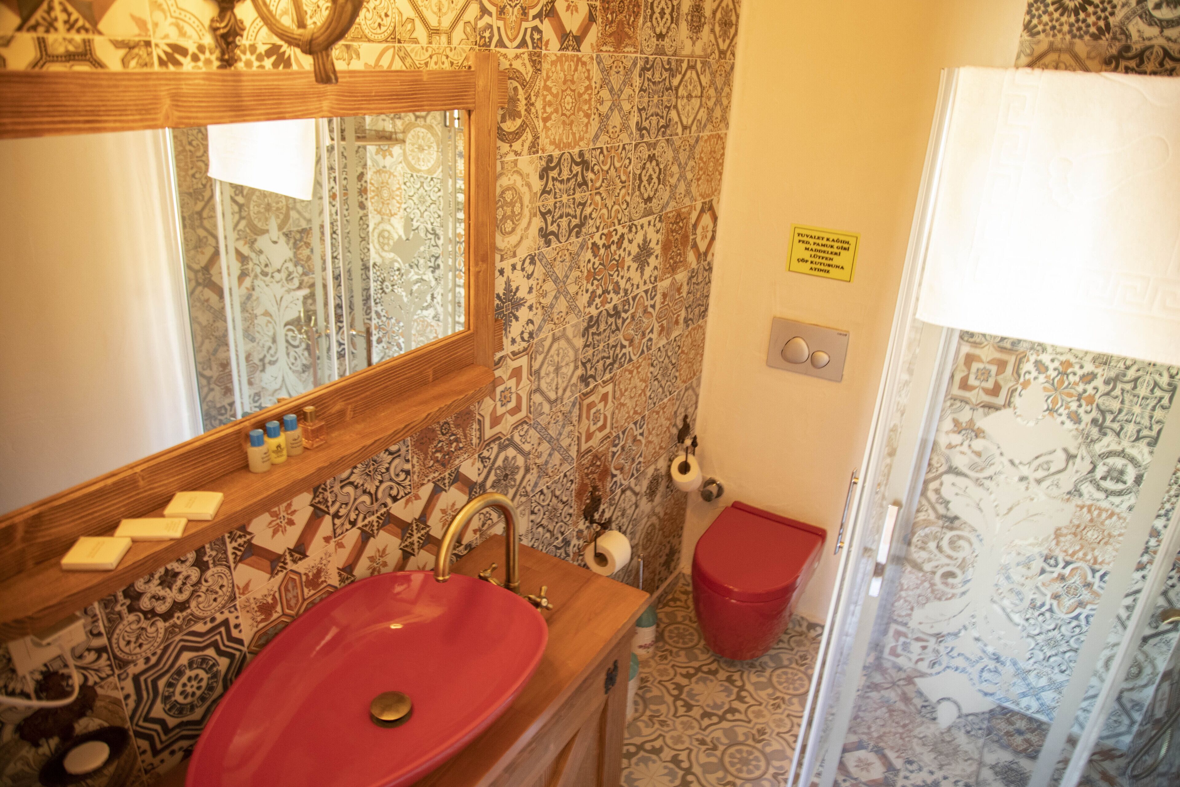 junior room | bathroom sink