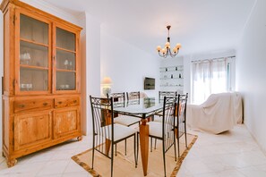 Dining - Mango Apartment - Faro city center (Faro)