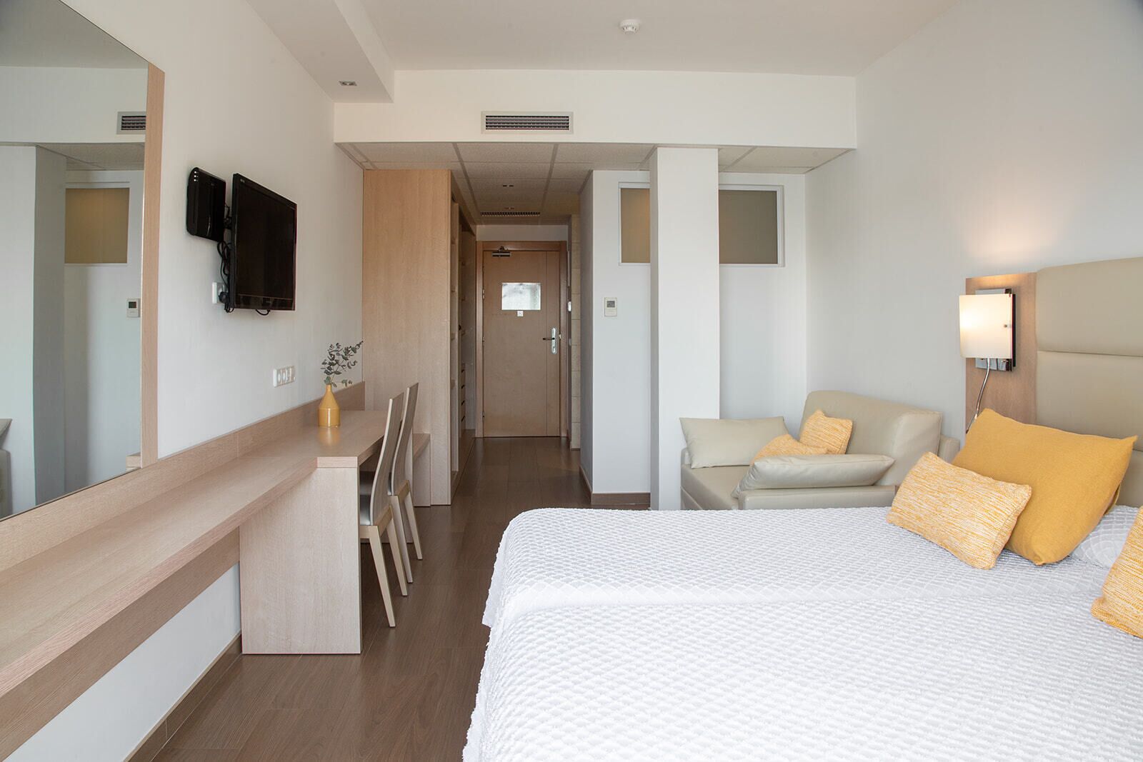 Photo - Hostal La Cigüeña