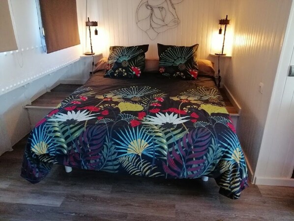 1 bedroom, iron/ironing board, free WiFi, bed sheets