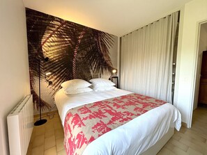 1 soverom, strykejern/-brett, wi-fi (inkludert) og sengetøy