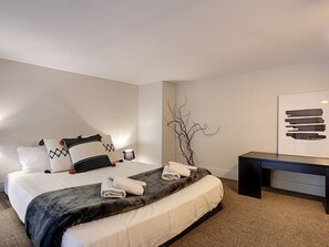 遮光カーテン、アイロン / アイロン台、インターネットアクセス (無料)