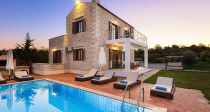 Dimokritos Villa II, a homestay experience