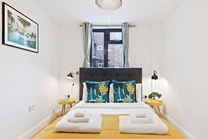 2 chambres, fer et planche à repasser, accès Internet, draps fournis