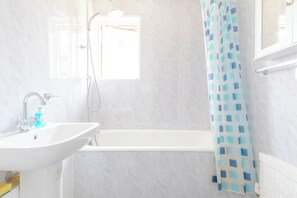 Badekar, hårtørrer