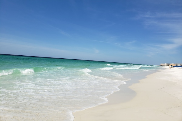 Aan het strand, ligstoelen aan het strand