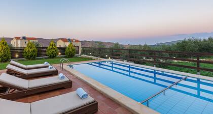 Dimokritos Villa III, a homestay experience