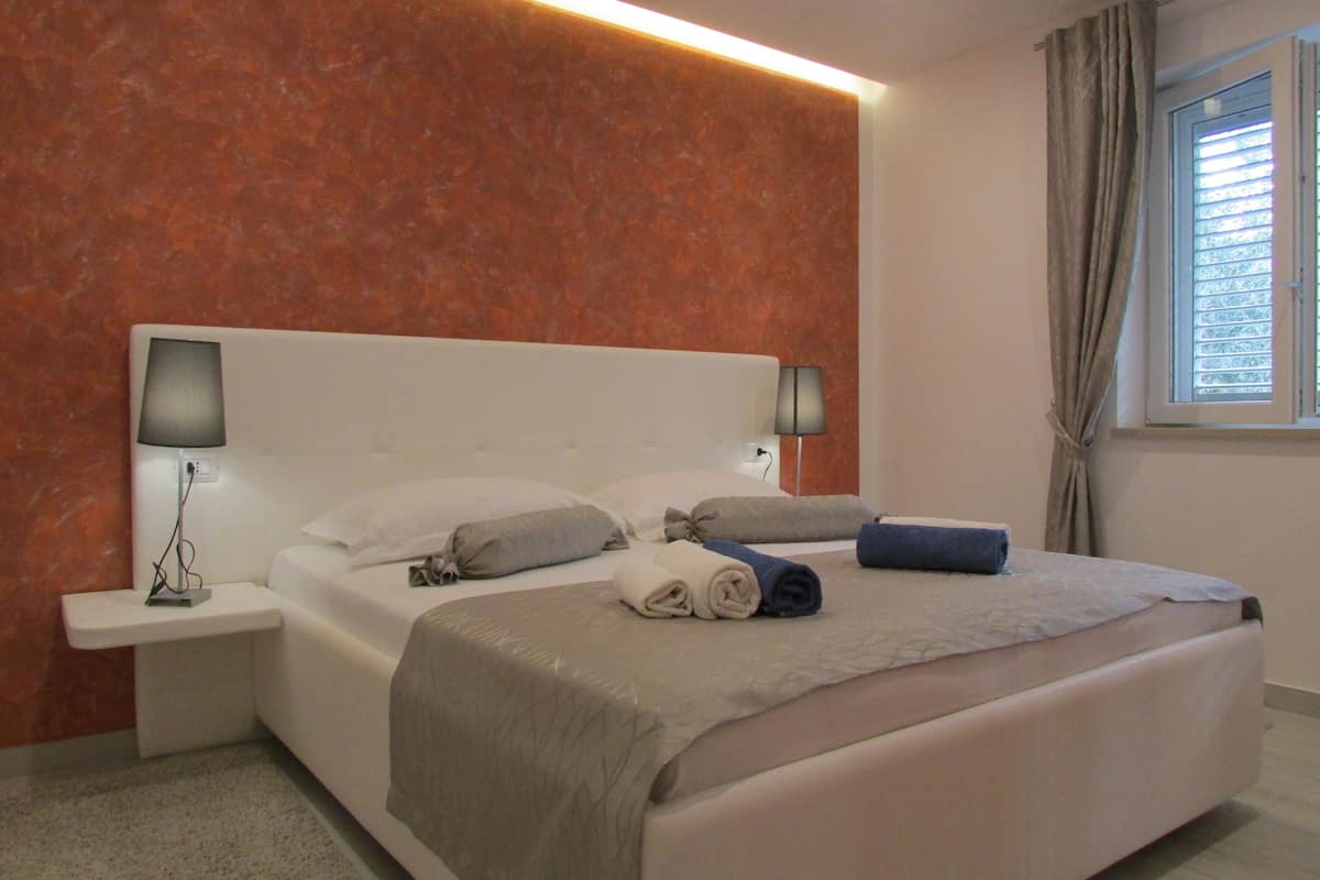 Double Room (Standard Double Room ( 4 ))