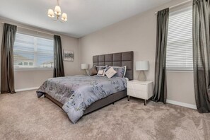 4 bedrooms, iron/ironing board, WiFi, bed sheets