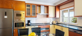 Relaxing Villa with Heatable Pool and BBQ