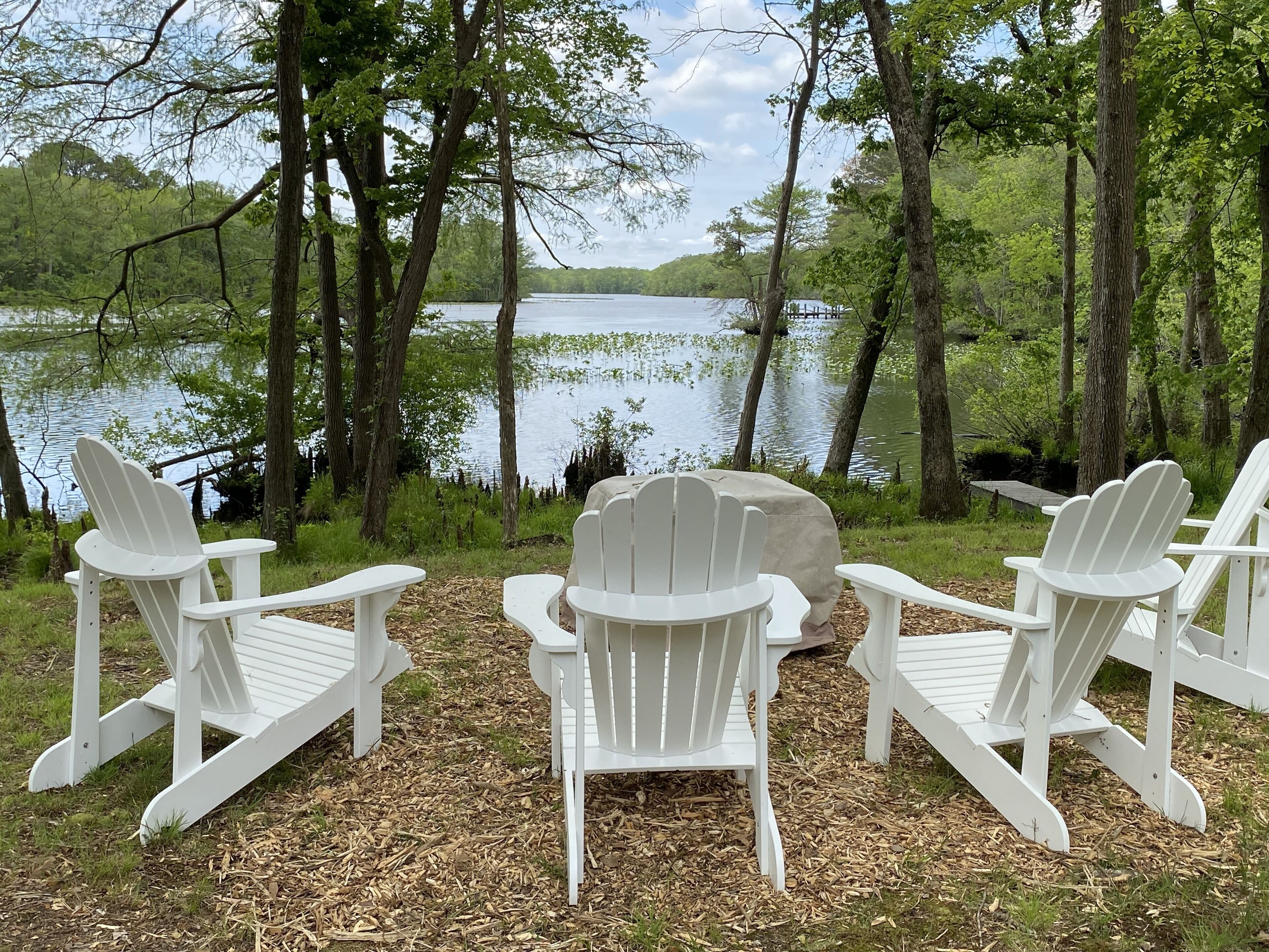  Secluded Snow Hill Riverfront home accommodates 7 near major attractions 