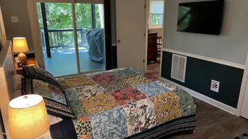 3 bedrooms, free WiFi, bed sheets