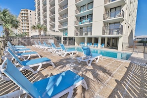 Indoor pool, a heated pool - Oceanfront Waterpointe1 601-3b/2b-Sleeps 6-Balcony-WiFi-TV-Pool-Family Friendly (North Myrtle Beach)