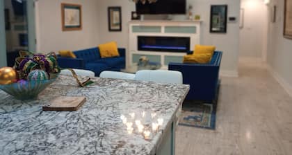 Totally Renovated with Amazing Kitchen, Luxurious Master Suie and Private Pool