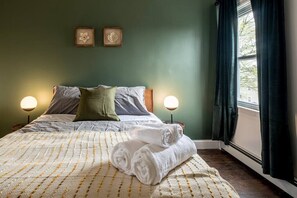 3 bedrooms, free WiFi, bed sheets