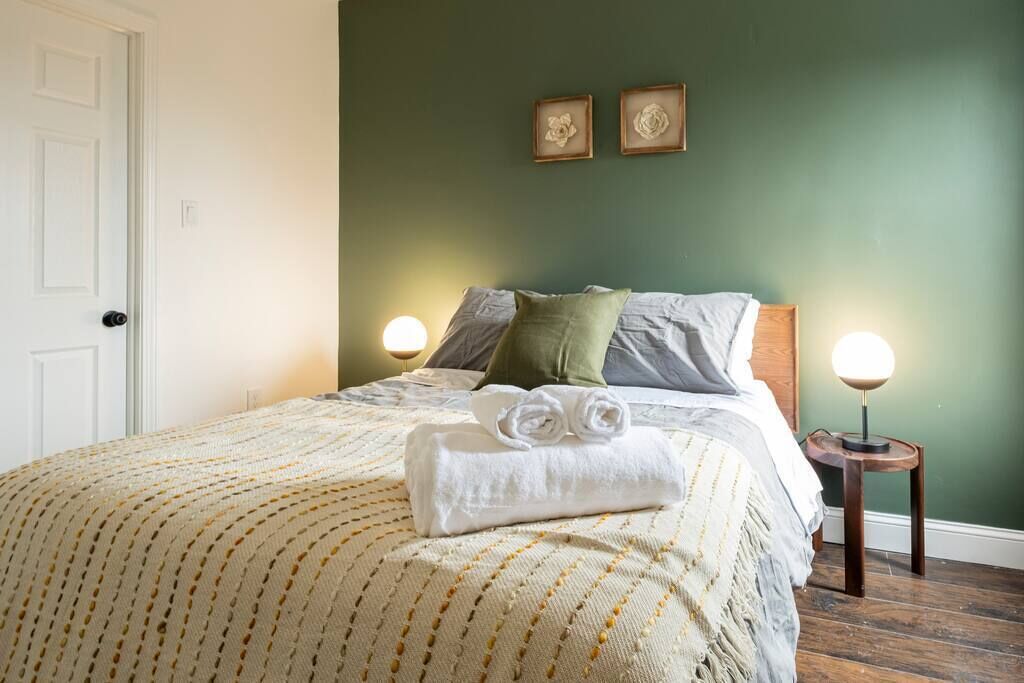 3 soverom, wi-fi (inkludert) og sengetøy