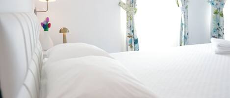 Double Room | Free WiFi, bed sheets