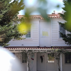 Fachada da propriedade