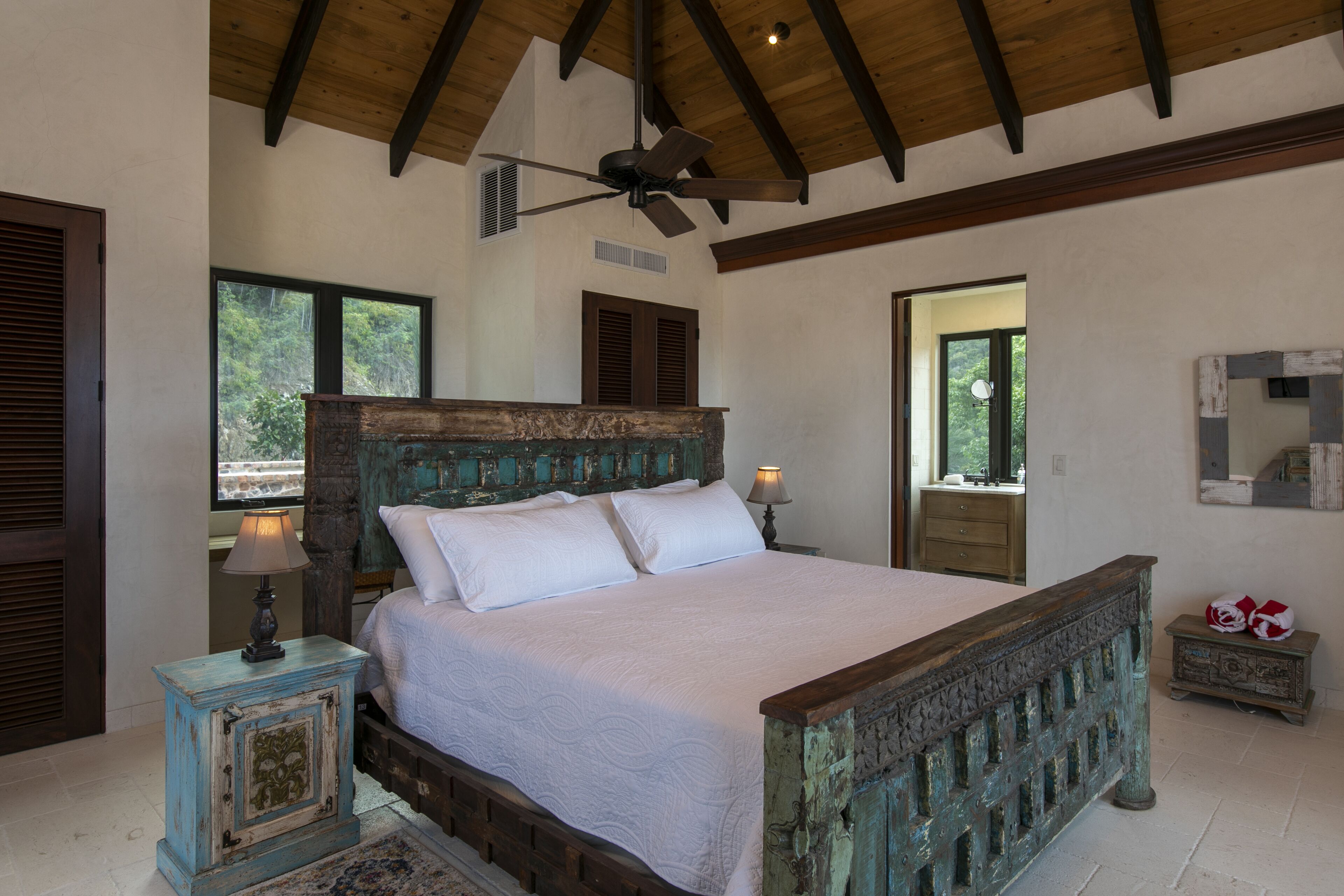 4 bedrooms, WiFi, bed sheets