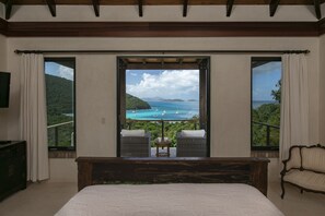 4 bedrooms, WiFi, bed sheets, wheelchair access