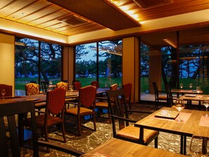 Restaurant - Awaji Hamarikyu TAKUMI (Minamiawaji)