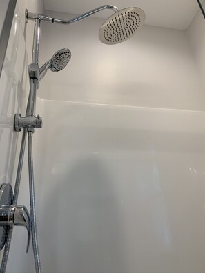 Shower, hair dryer, bathrobes, towels