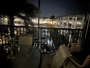 Property grounds - Beautiful Relaxing, Waterside Views! Walking Distance, Elevator,Garage, Pool&Spa (Naples)
