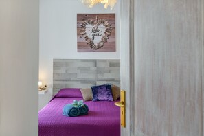 2 slaapkamers, een strijkplank/strijkijzer, gratis wifi, beddengoed