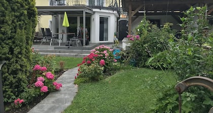 Ferienwohnung Krusch - Drei-Zimmer Ferienwohnung mit großer Terrasse im 1. OG