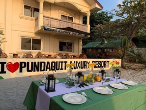 Restauration en plein air