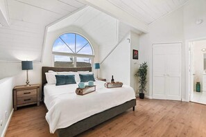 4 chambres, matelas mémoire de forme, fer et planche à repasser